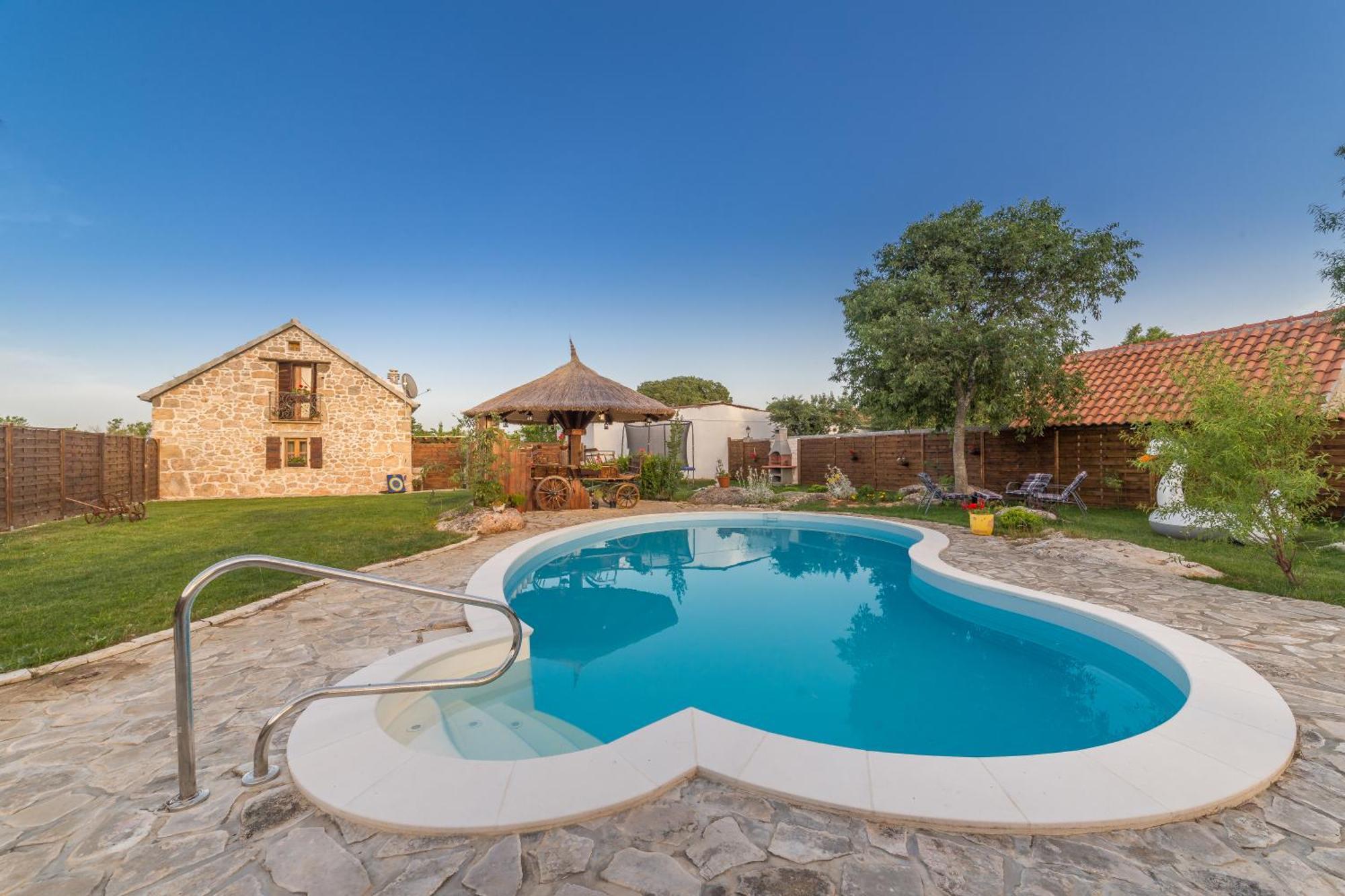Kuca Za Odmor Joko I Jeka Villa Bogatic Exterior photo